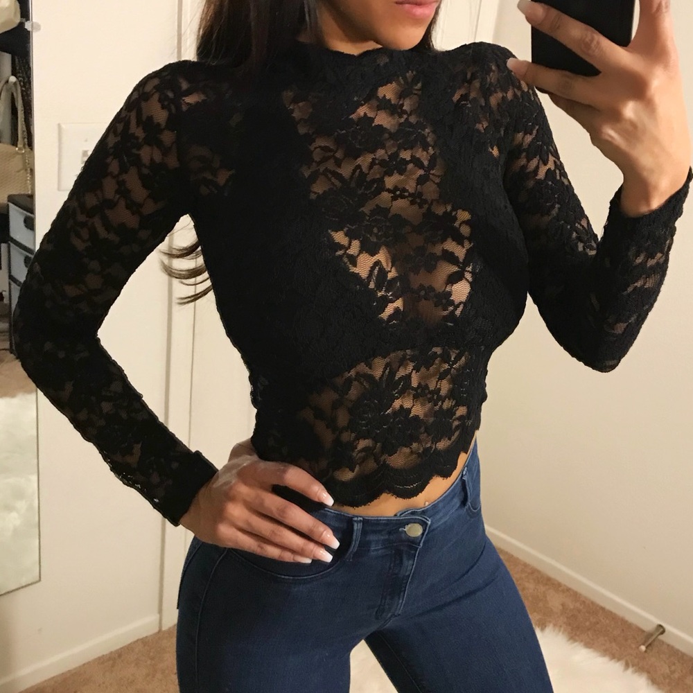 Mock Neck Lace Crop